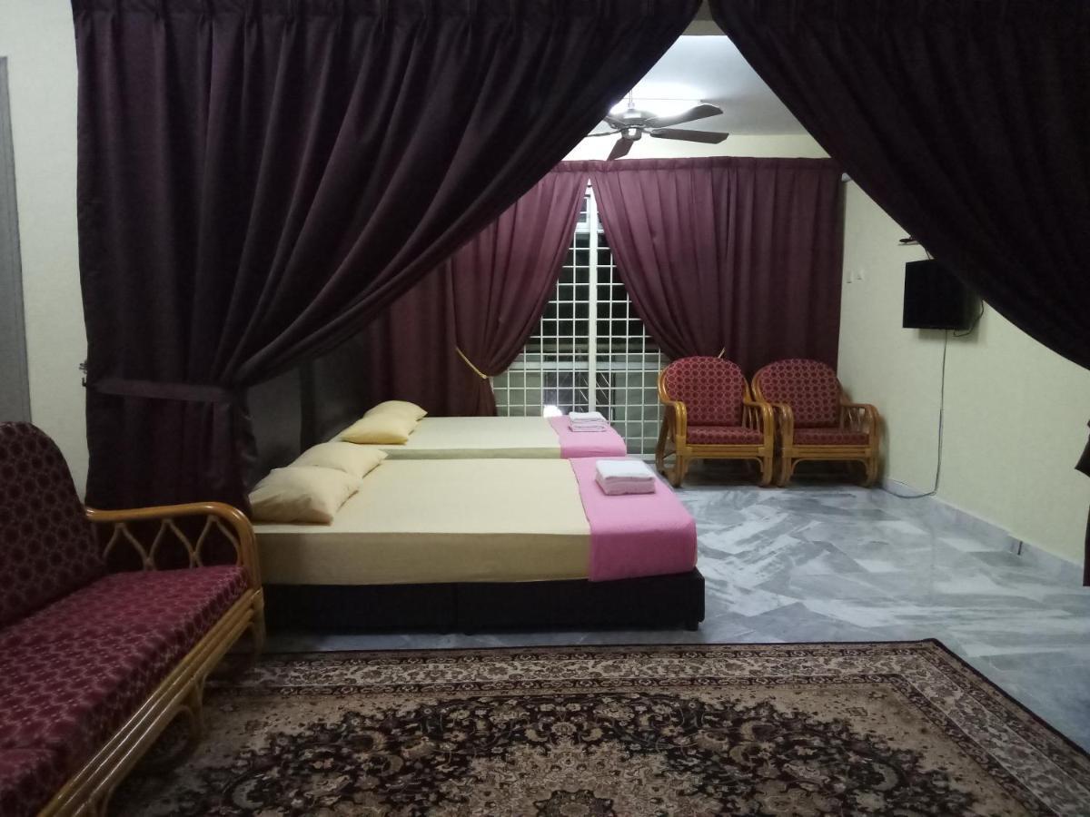 Aiman Homestay بورت ديكسون المظهر الخارجي الصورة