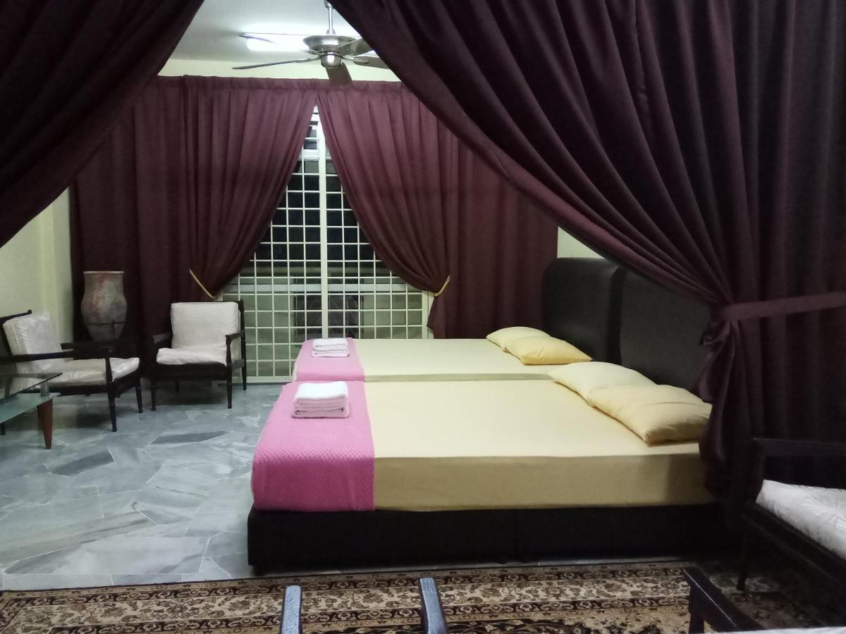 Aiman Homestay بورت ديكسون المظهر الخارجي الصورة