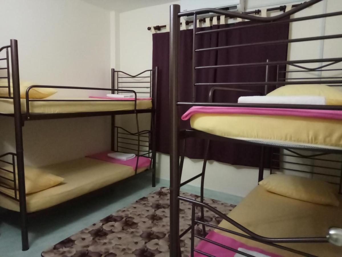 Aiman Homestay بورت ديكسون المظهر الخارجي الصورة